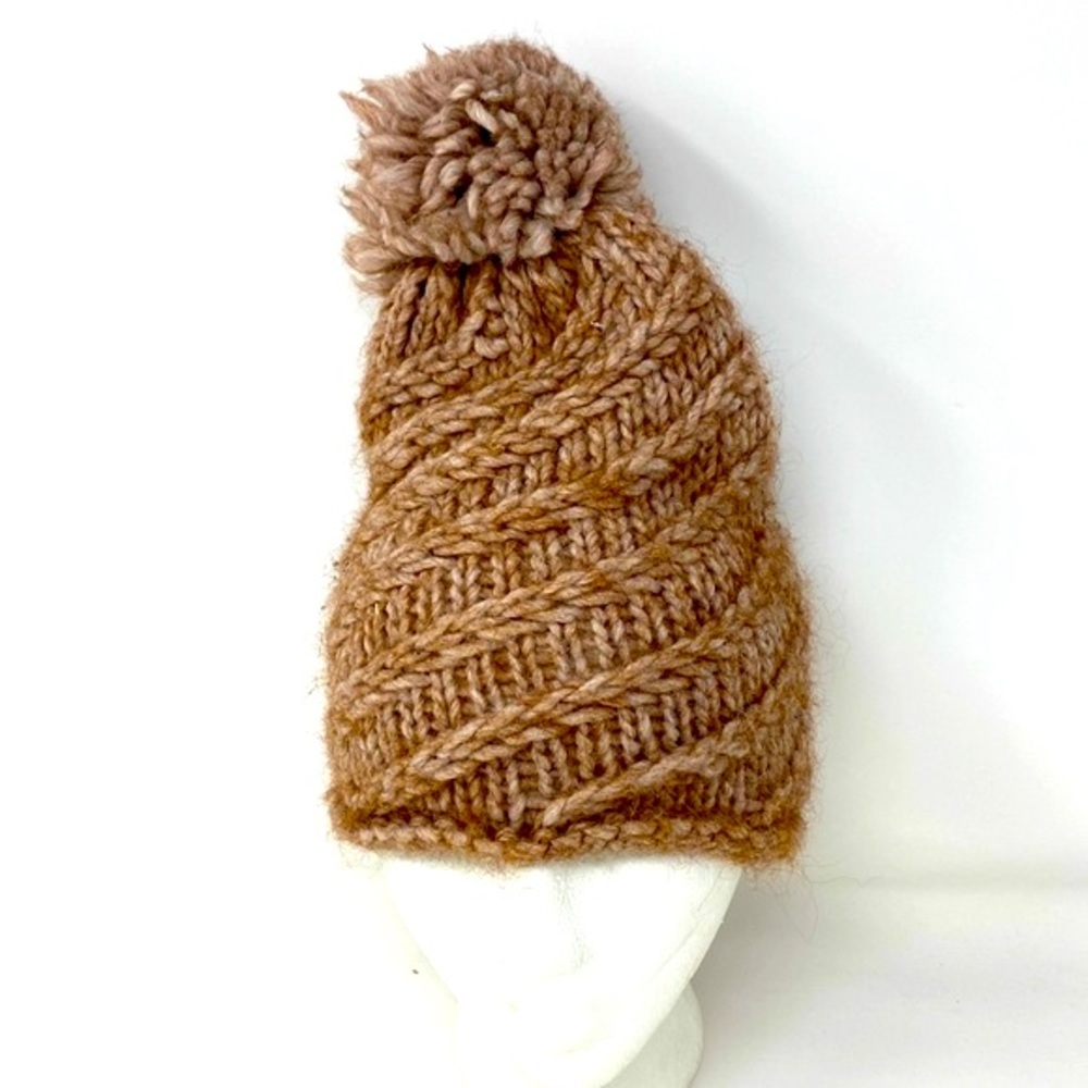 LORENZO KNIT‎ POMPOM HAT